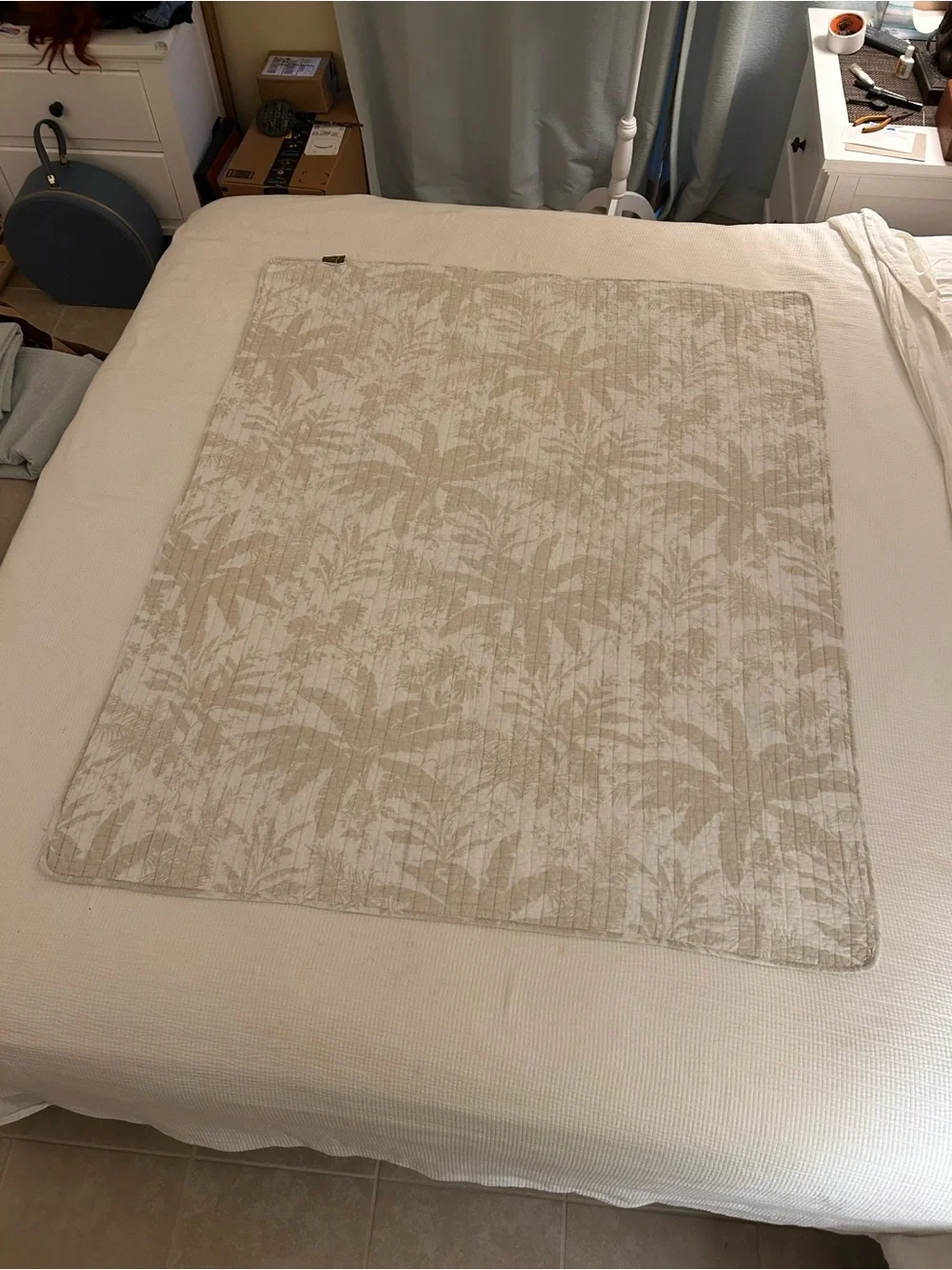 Tommy Bahama Tropical Palm Quilt in Cream, Green and Pink